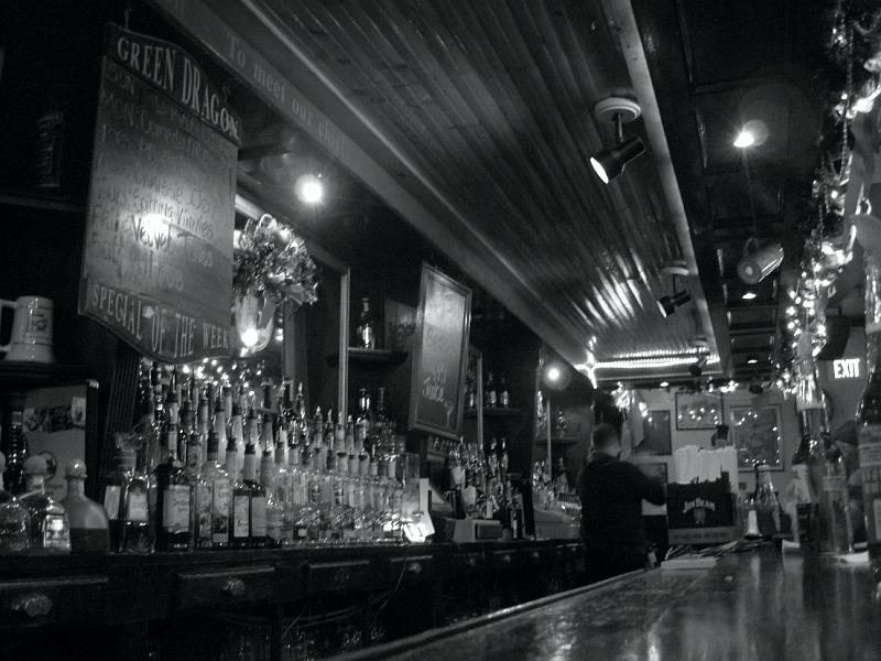 IMG_0865.JPG - The Green Dragon in Boston